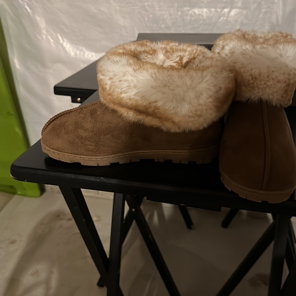 Jessica Simpson slippers/boots - Picture 2 of 4